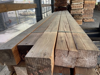 Ca. 15x Douglas balken geschaafd, 190x190mm, lengte 500cm